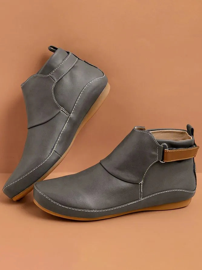 Finely Styled Boots with a Classic Vintage Look