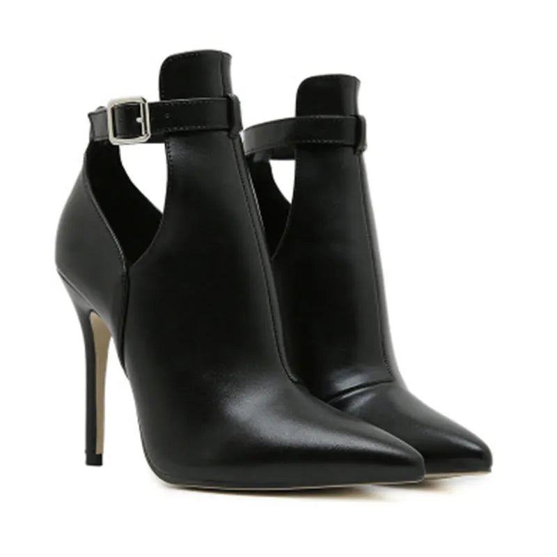Elegantly Styled Shoes for Everyday Wear