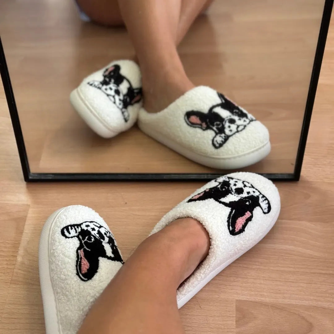 Classic Designed Slippers in a Timeless Cut