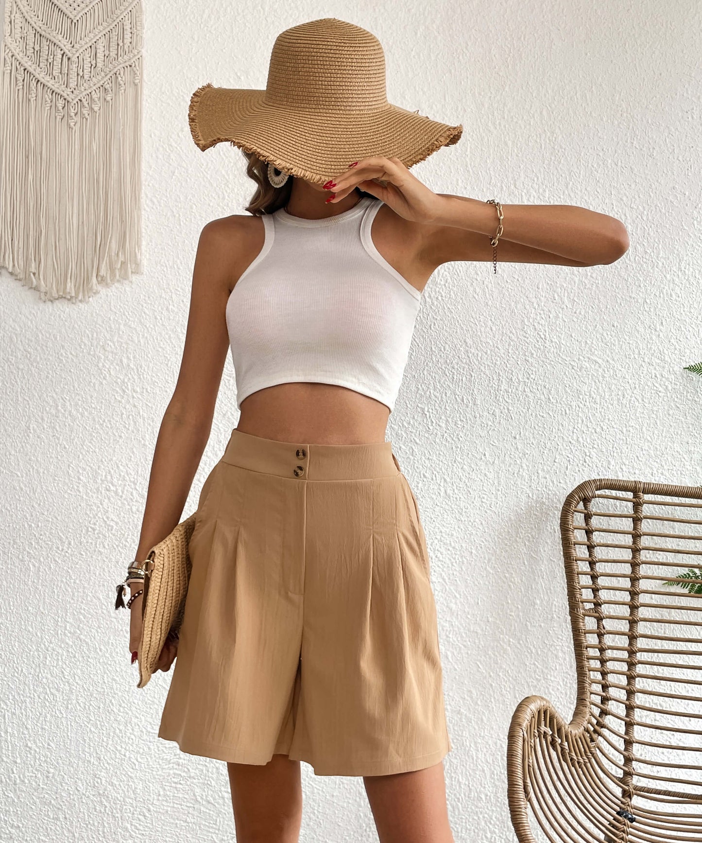 Eden Pocketed High Waist Shorts - Khaki