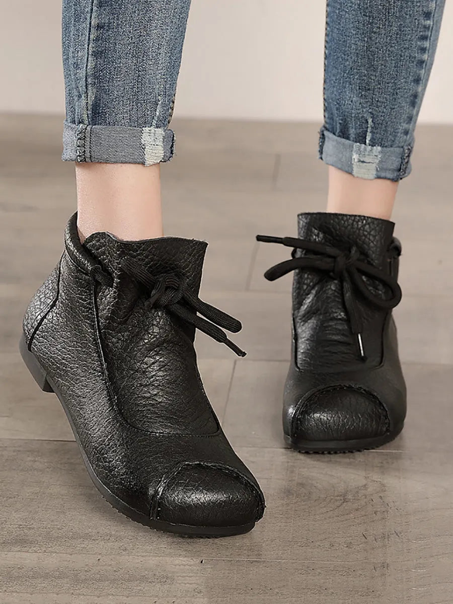 Finely Styled Boots with a Classic Vintage Look