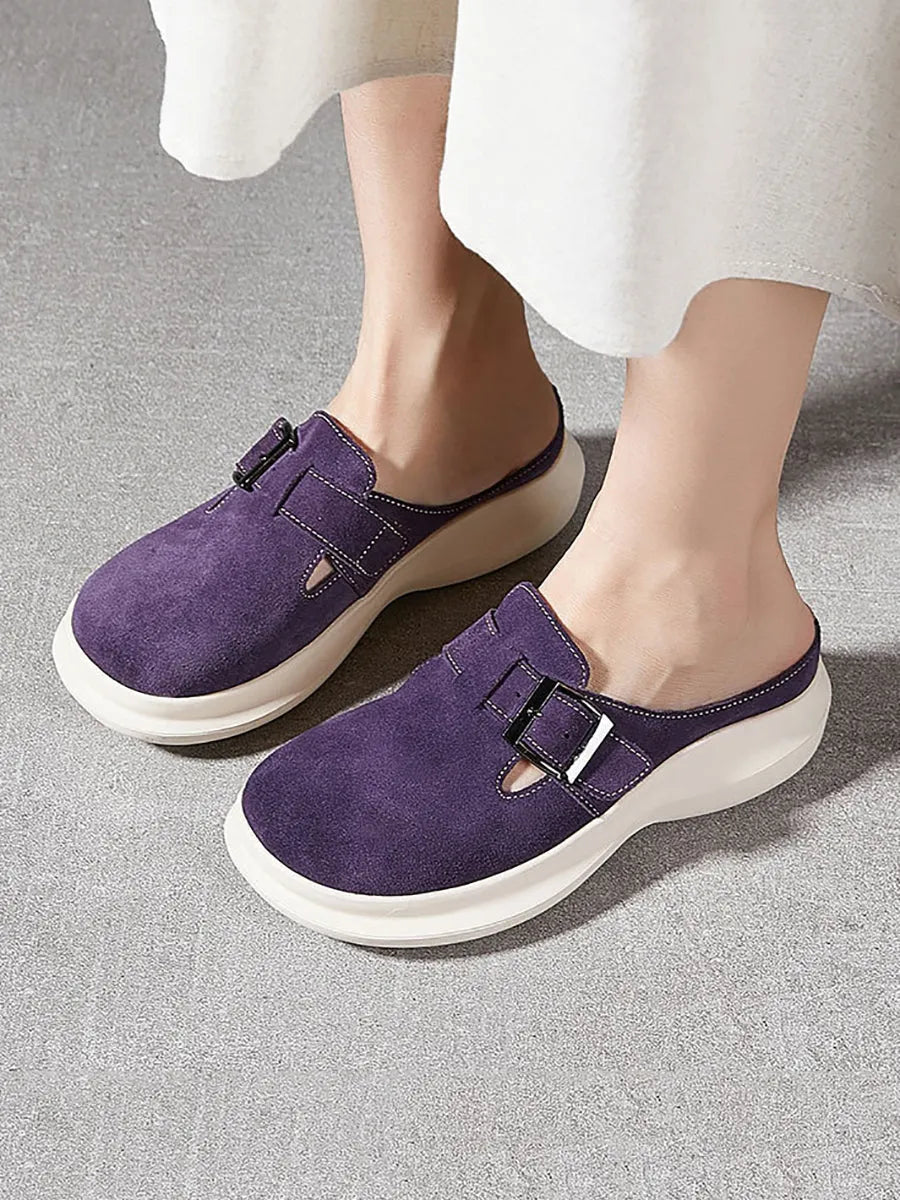 Casually Elegant Slippers with a Refined Edge