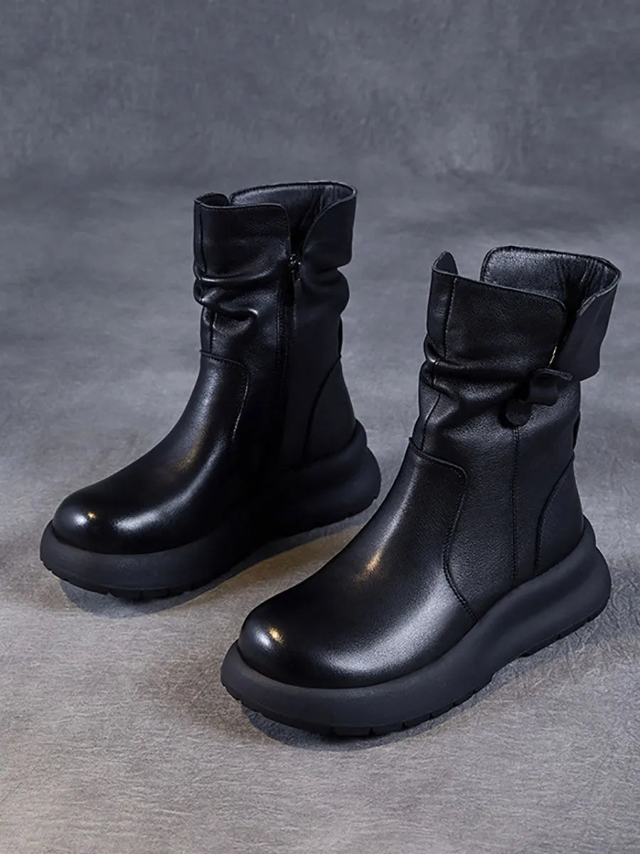 Subtly Elegant Boots with a Refined Vintage Look