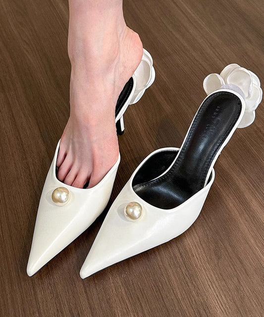 Finely Styled Heels with a Classic Vintage Look
