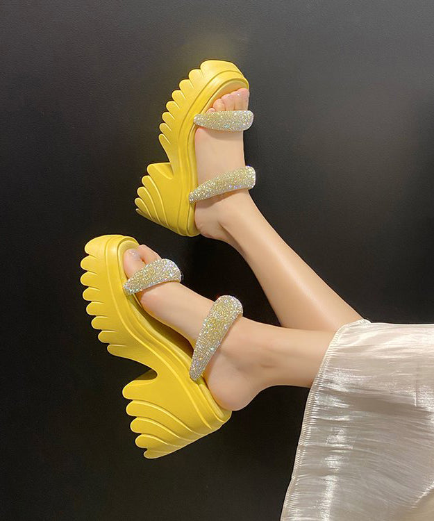 Classic Vintage Sandals with a Flattering Fit