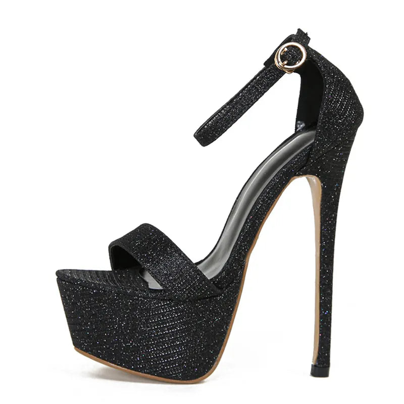 Effortlessly Elegant Heels with a Timeless Design