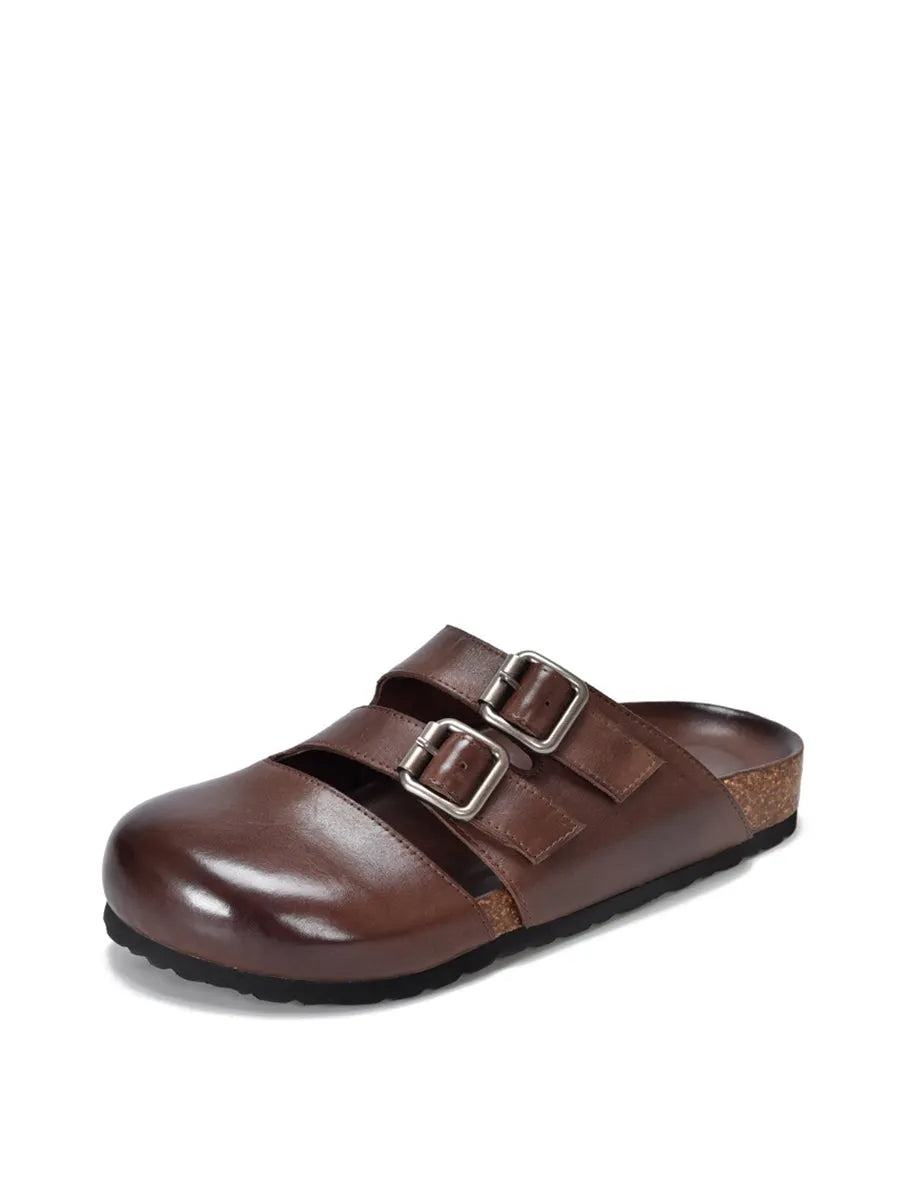 Effortlessly Elegant Slippers with a Timeless Design