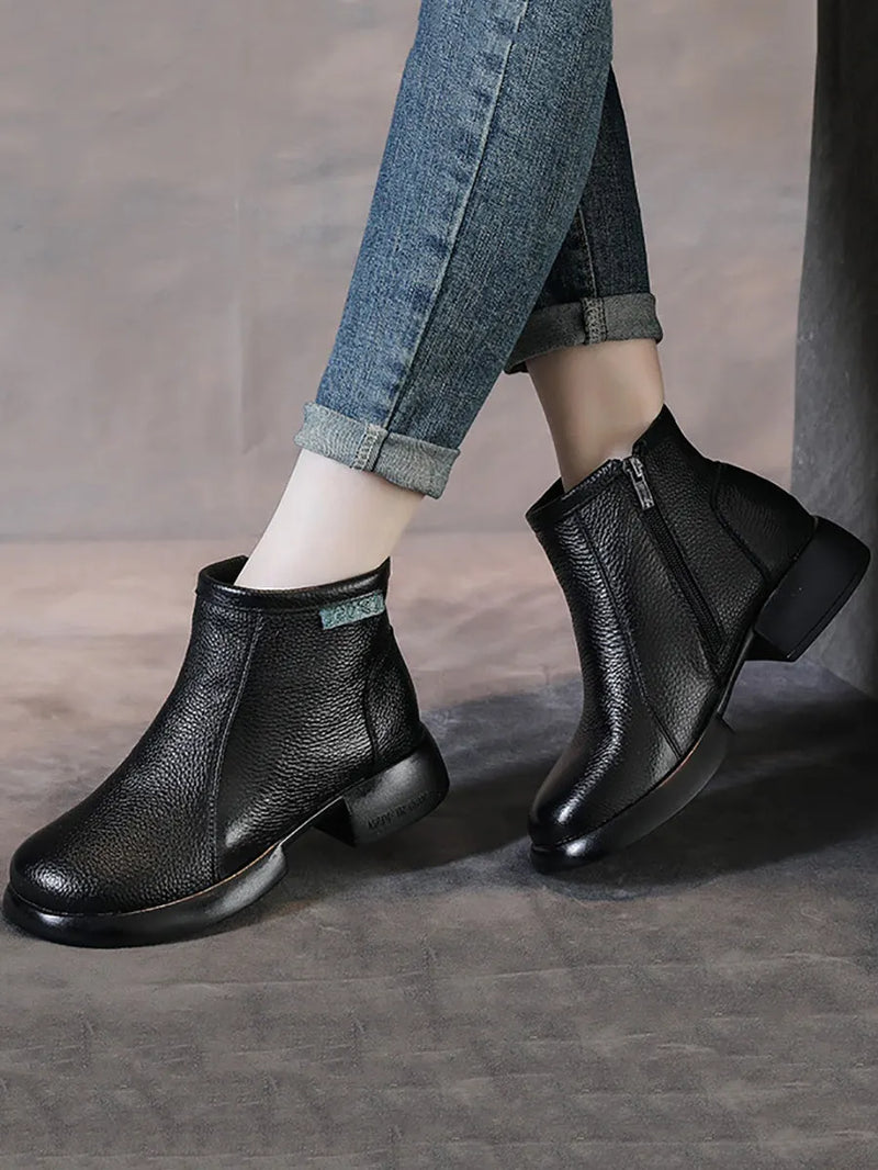 Finely Styled Boots with a Classic Vintage Look