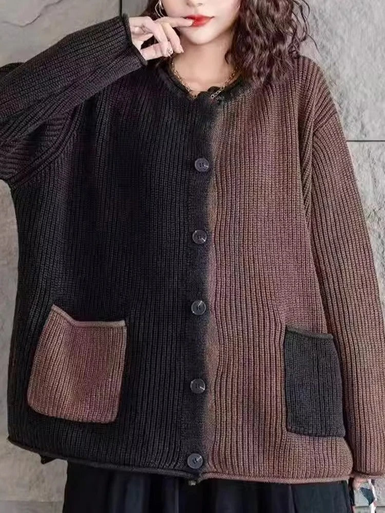 JO | Elegant knitted cardigan with color gradient and buttons