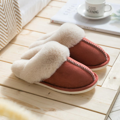 Elegantly Styled Slippers for Everyday Wear