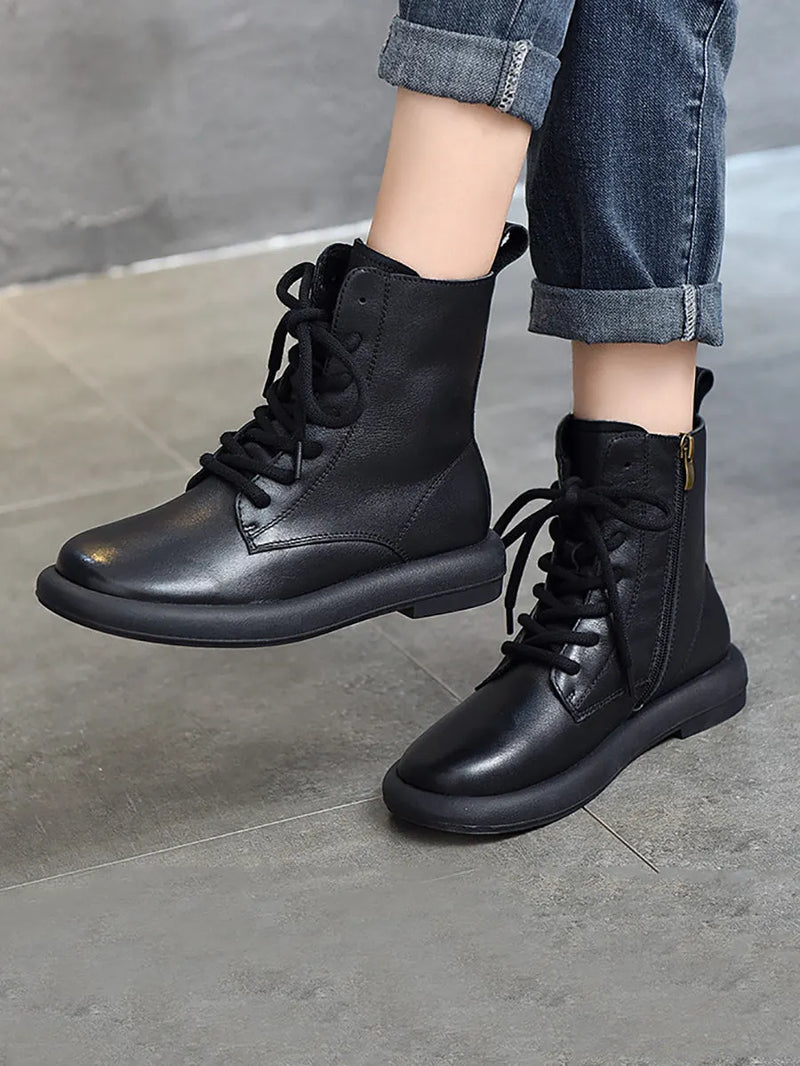 Classic Designed Boots in a Timeless Cut