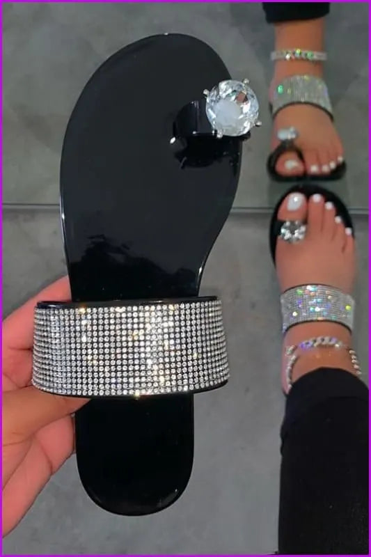 Beautifully Finished Slippers in a Timeless Design