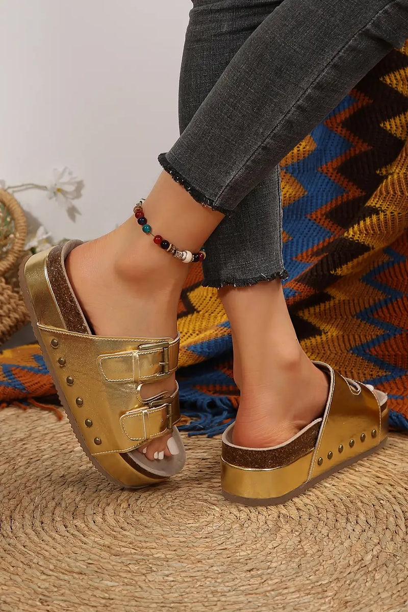 Beautifully Crafted Slippers in a Classic Style