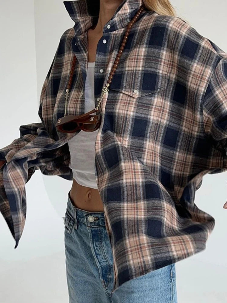 Taruxy Retro Blouse Autumn Winter Loose Long Shirts Female Plaid Basic Street Cardigan Woman Clothing