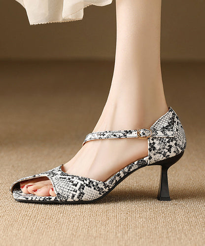 Beautifully Finished Heels in a Timeless Design