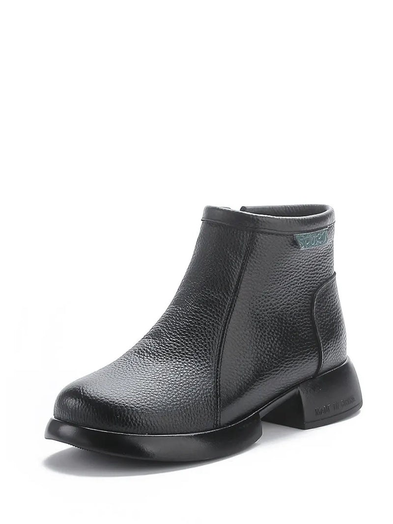 Finely Styled Boots with a Classic Vintage Look