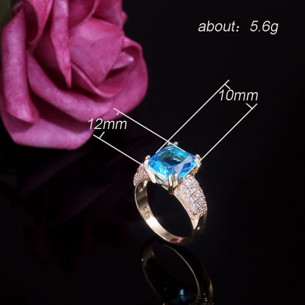 Romantic Gold Ring for Special Moments