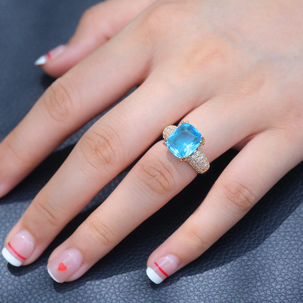 Romantic Gold Ring for Special Moments