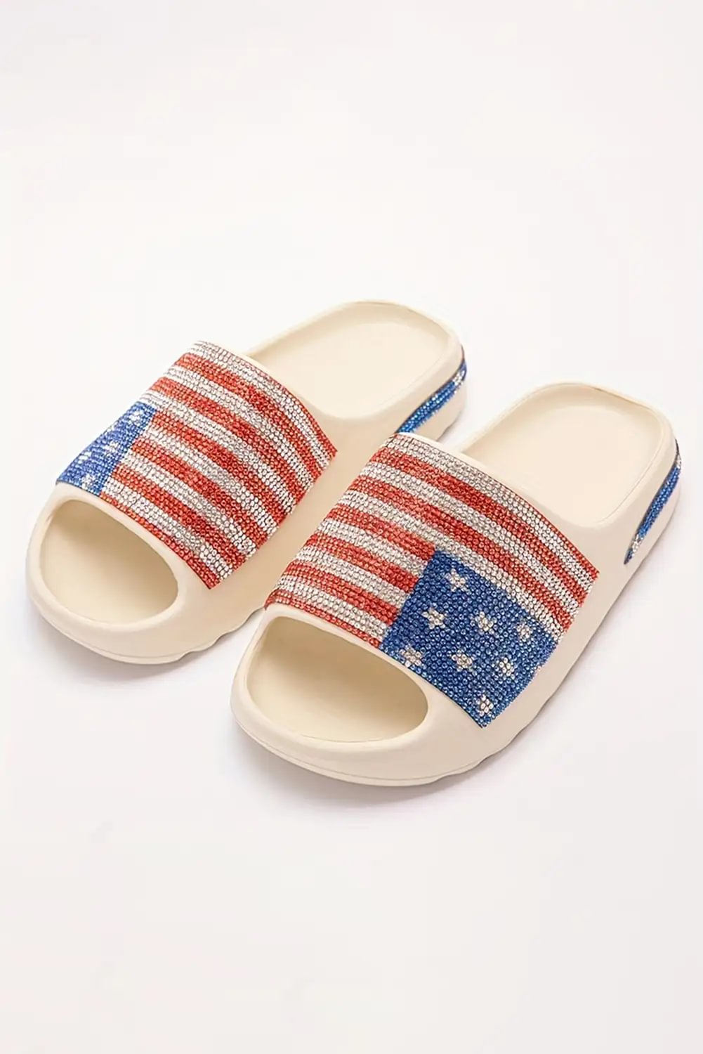 Finely Styled Slippers with a Classic Vintage Look
