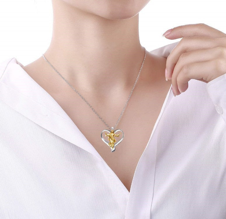 Classic Gold Necklace with Timeless Appeal
