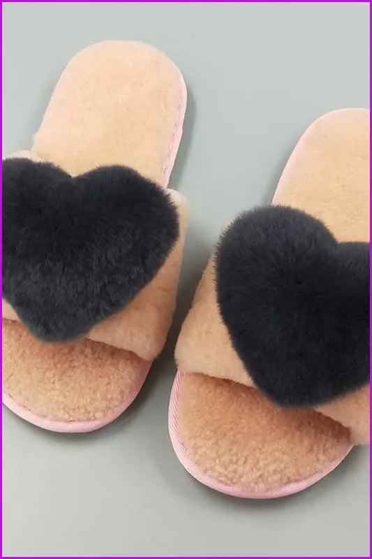 Casually Elegant Slippers with a Refined Edge