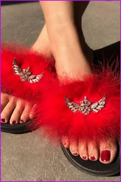 Casually Elegant Slippers with a Refined Edge
