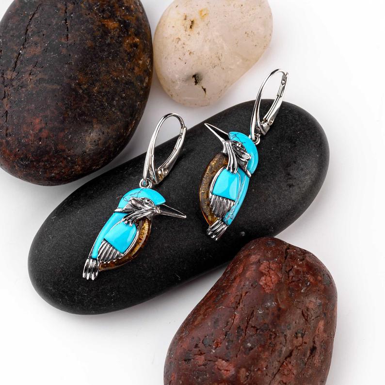 Beautiful Silver Earring with Unique Style