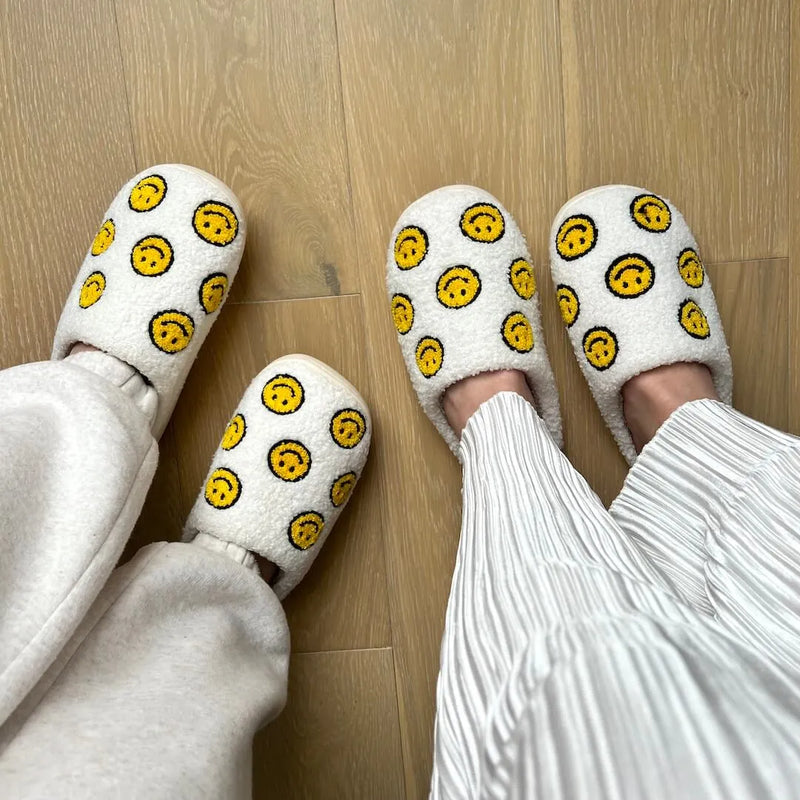 Effortlessly Elegant Slippers with a Timeless Design