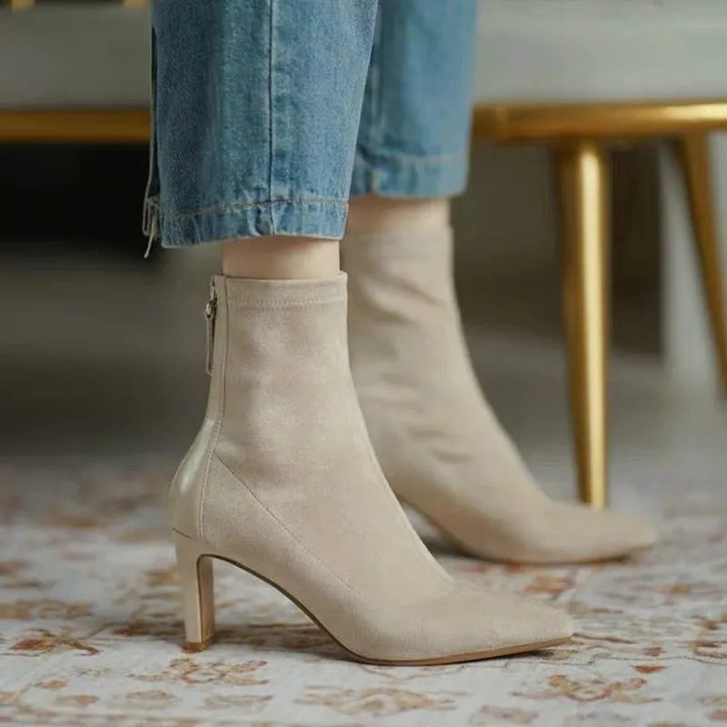 Vintage Style Heels with a Modern Fit