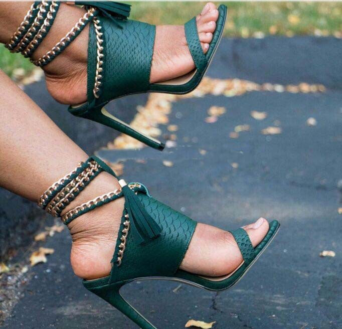 Chic Orthopedic Sandals with Unique Design