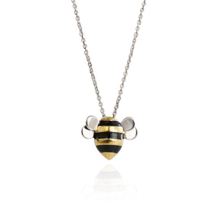 Charming Silver Necklace for Any Occasion