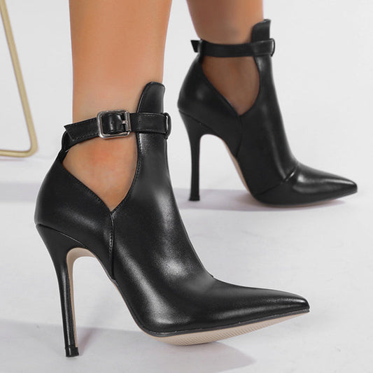 Finely Styled Shoes with a Classic Vintage Look