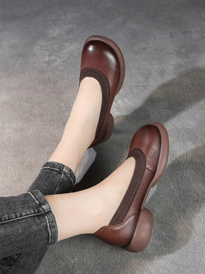 Classic Designed Shoes in a Timeless Cut