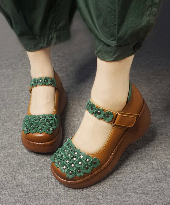 Classic Vintage Heels with a Flattering Fit