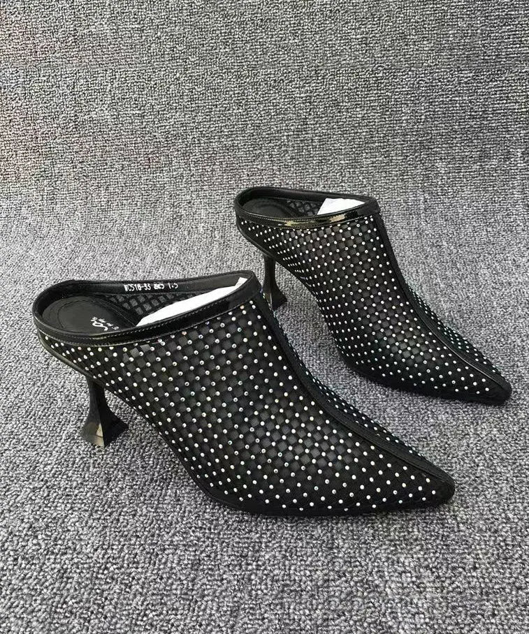 Vintage Style Sandals with a Modern Fit