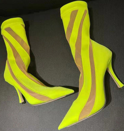 Beautifully Finished Heels in a Timeless Design