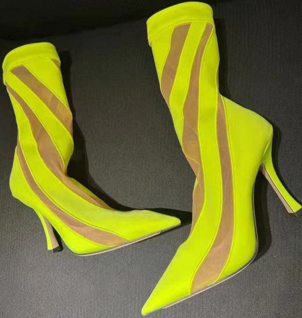 Beautifully Finished Heels in a Timeless Design