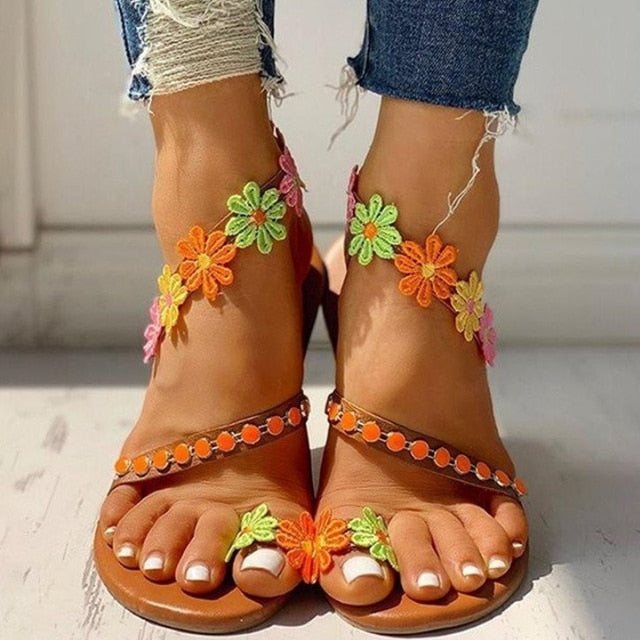 KS | Elegant lace sandals