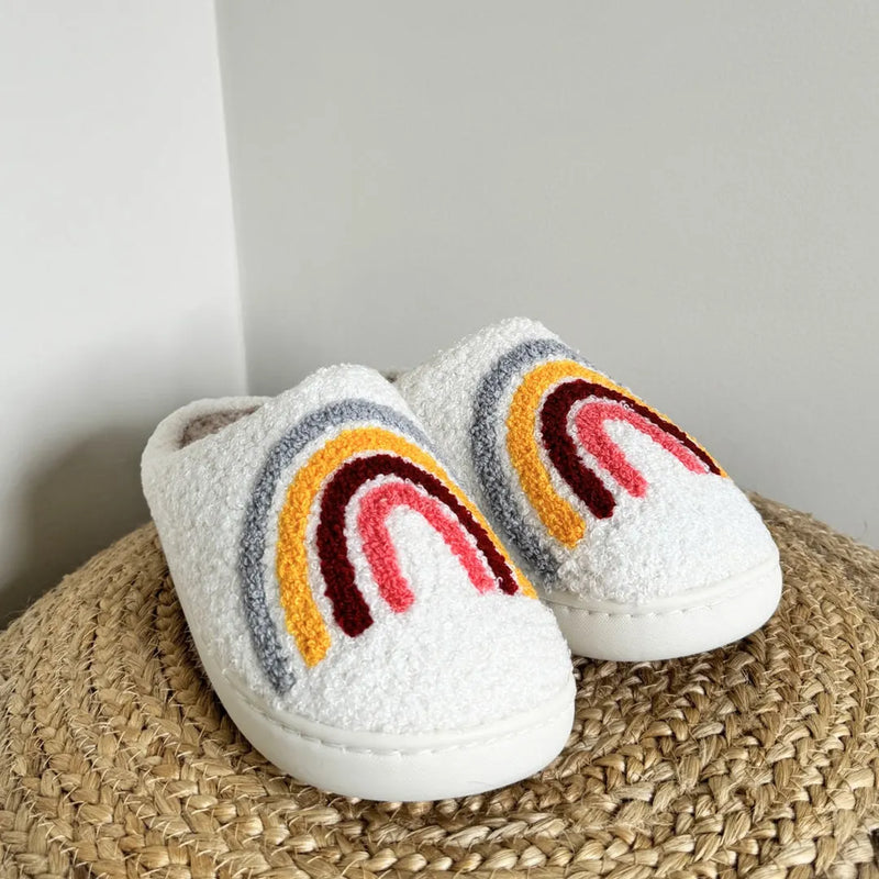 Finely Styled Slippers with a Classic Vintage Look