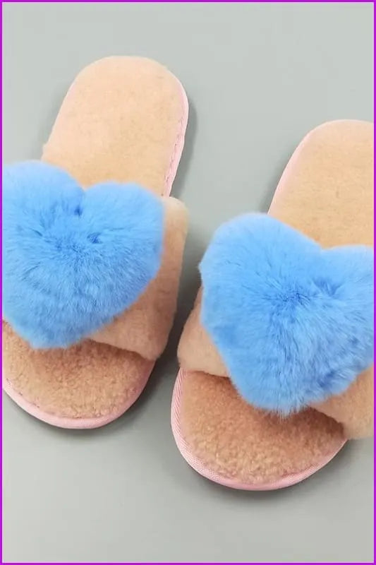 Casually Elegant Slippers with a Refined Edge