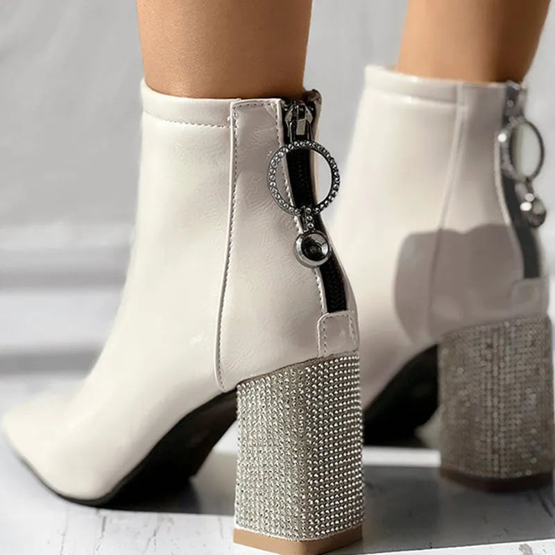 Casually Elegant Shoes with a Refined Edge