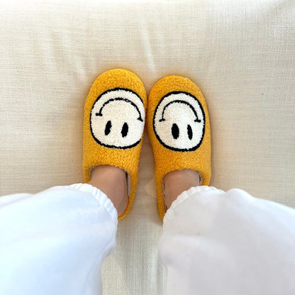 Finely Styled Slippers with a Classic Vintage Look