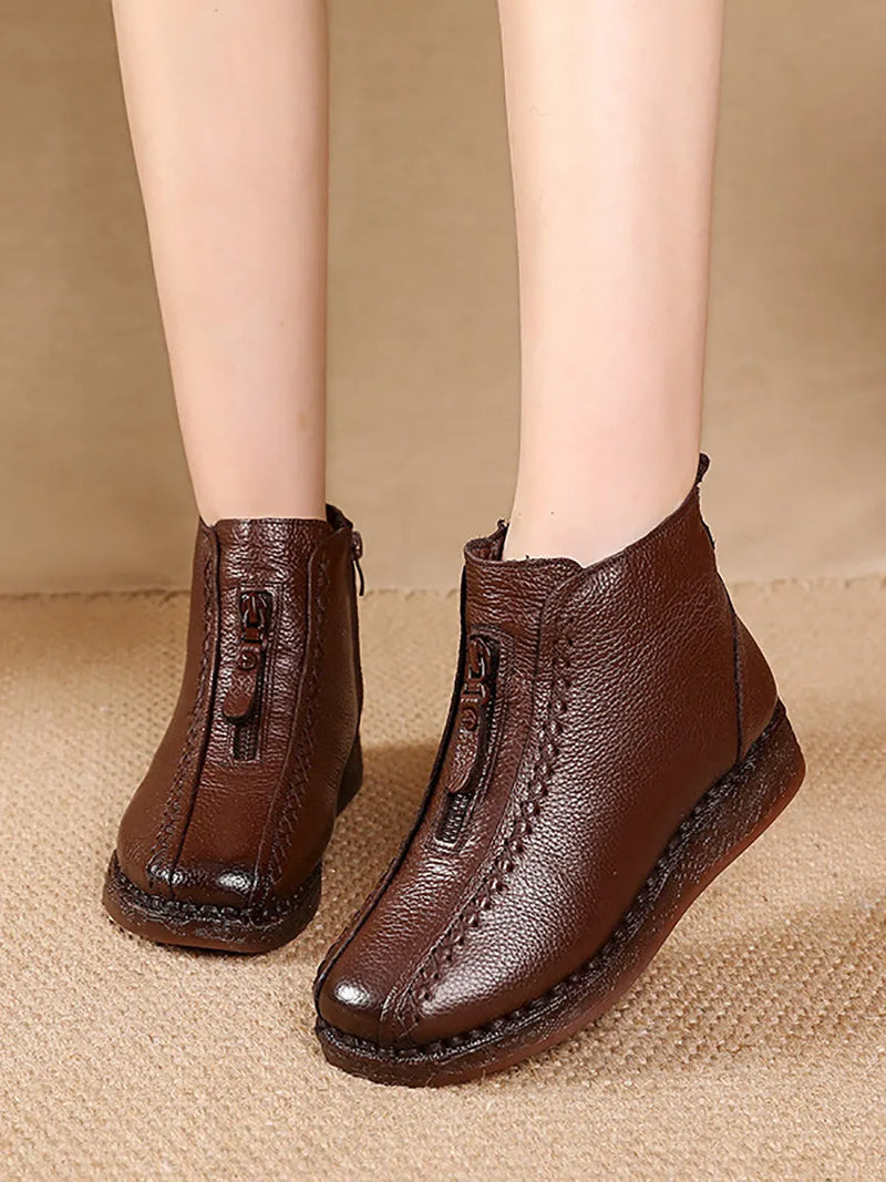 Subtly Elegant Boots with a Refined Vintage Look