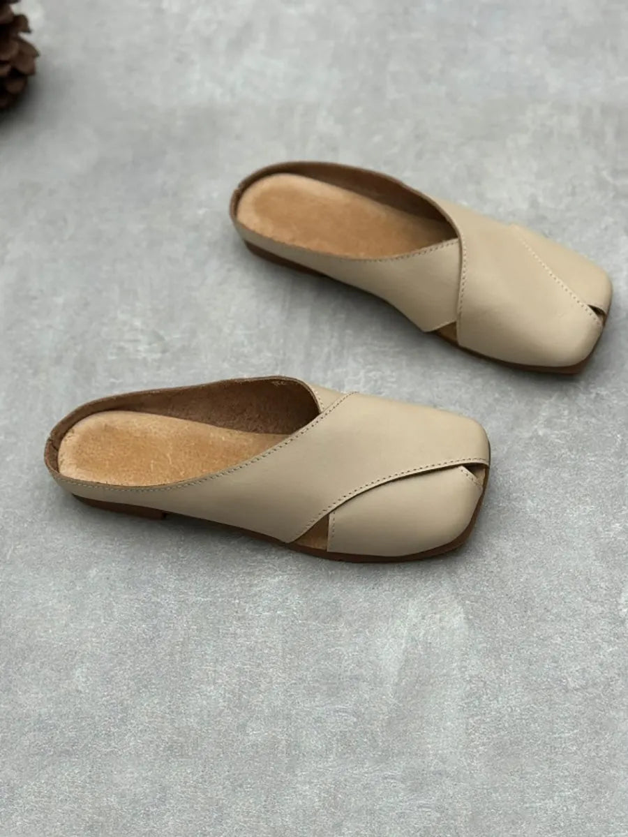 Finely Styled Slippers with a Classic Vintage Look