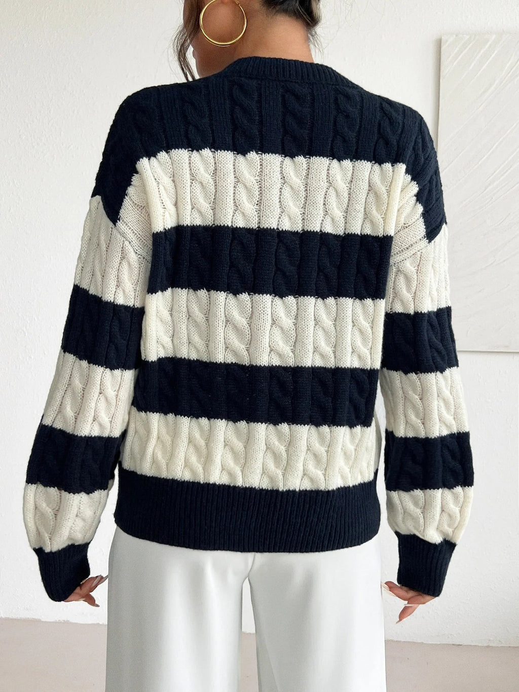 JO | Striped knitted sweater