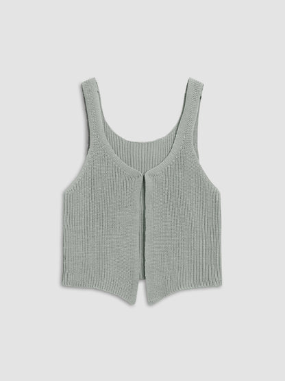Classic Hook-and-eye Knit Vest