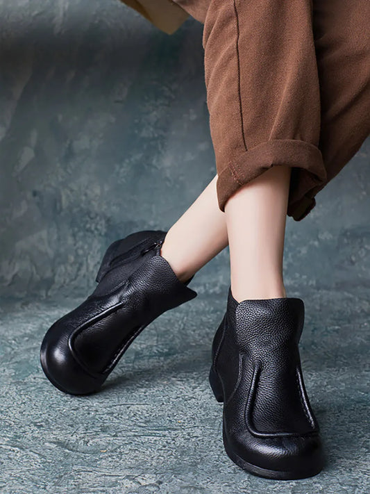 Casually Elegant Boots with a Refined Edge