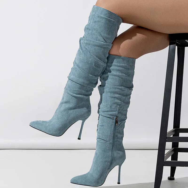 Effortlessly Elegant Shoes with a Timeless Design