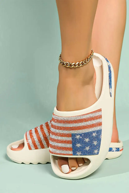 Finely Styled Slippers with a Classic Vintage Look