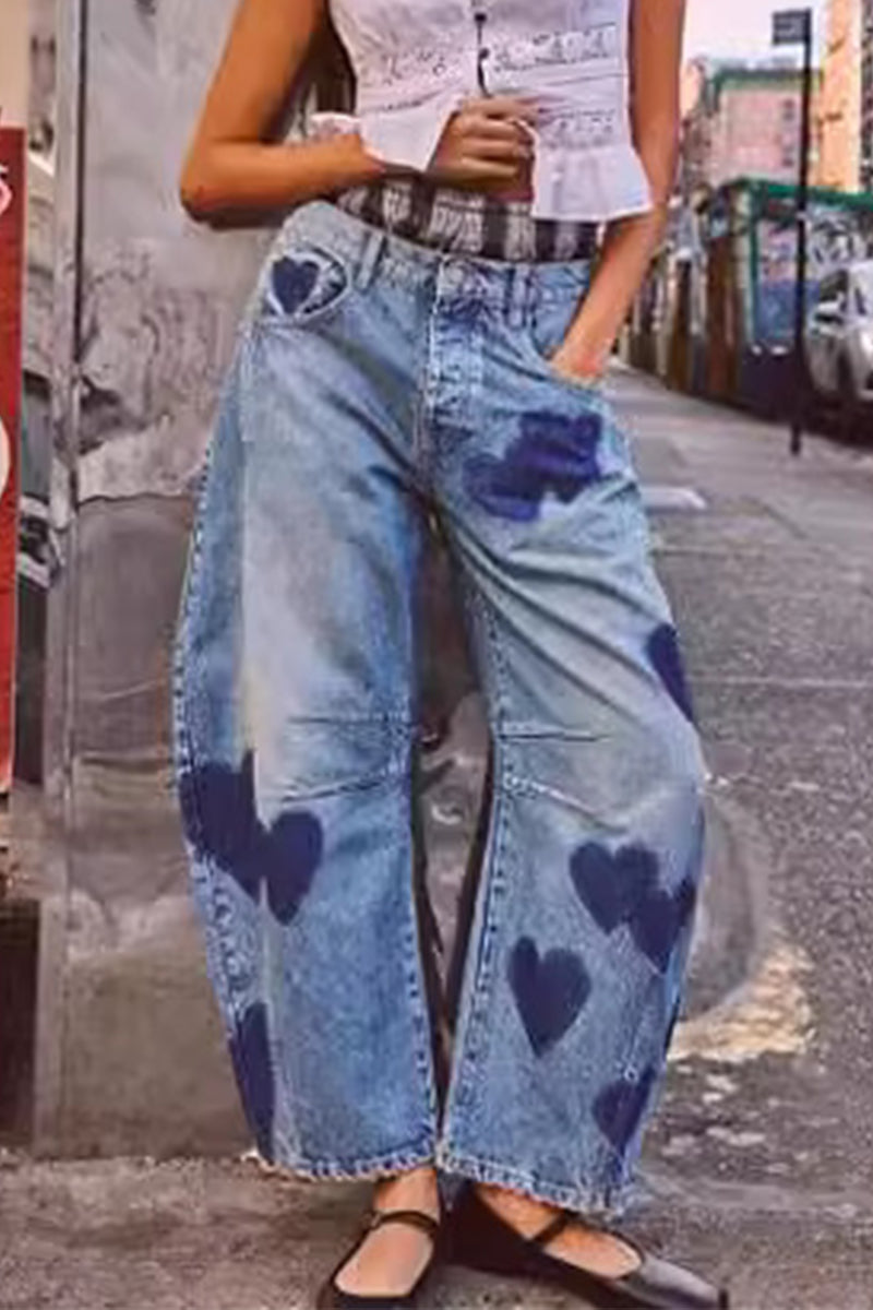 Street Print Heart Shaped Pocket Mid Waist Loose Denim Jeans